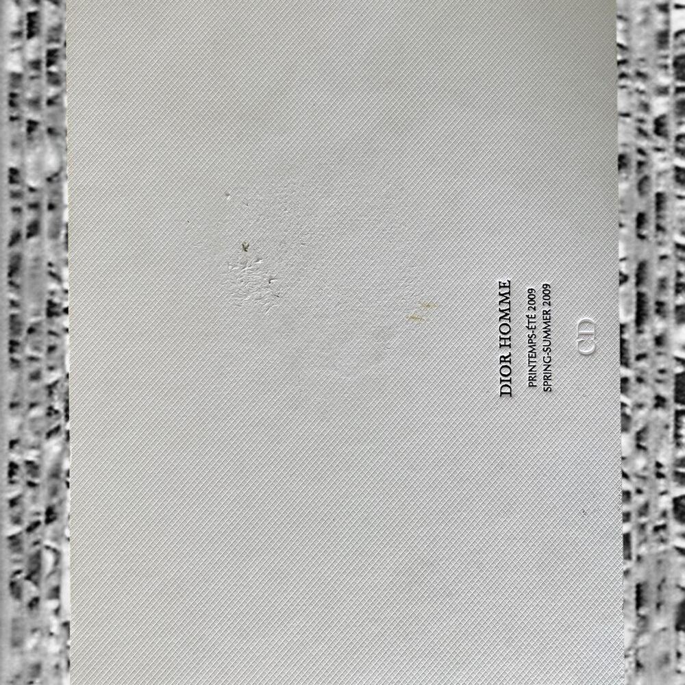 DIOR HOMME PRINTEMPS-ÉTÉ collection lookbook catalog